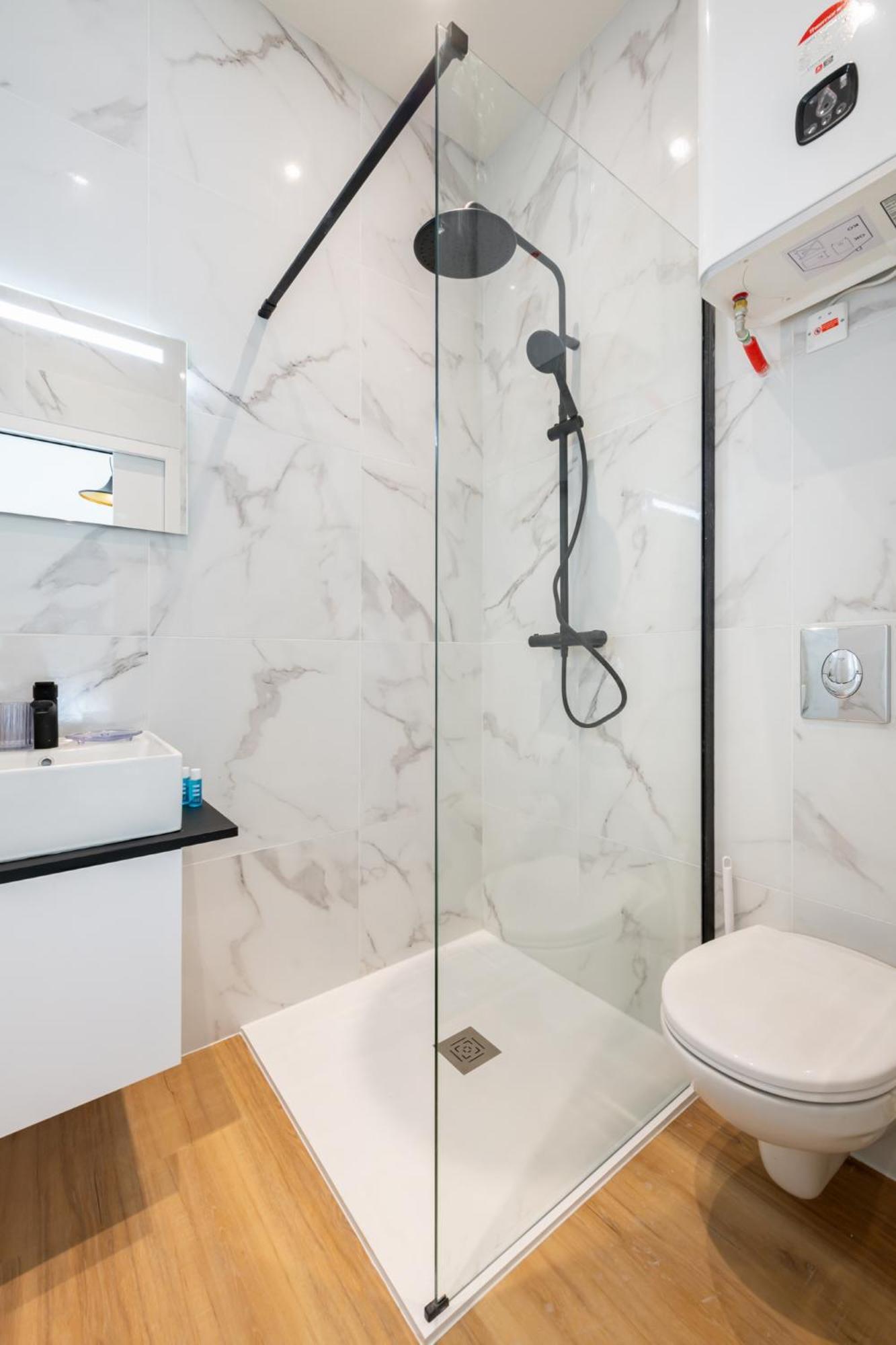 Romarin * Lumineux * Linge Hotelier * Fibre * Confort La Destrousse المظهر الخارجي الصورة